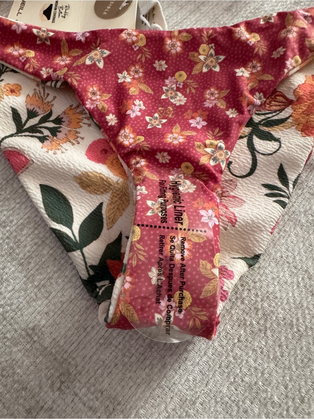 O’Neill Reversible Camellia Floral Bikini XS NWT - Picture 4 of 12